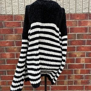 POOF New York Chunky Knit Stripe Sweater Plush Cozy Soft Pullover Cabincore L